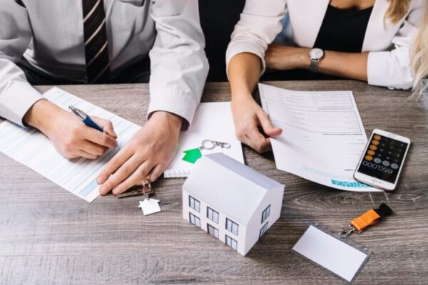 lessinvest.com Real Estate